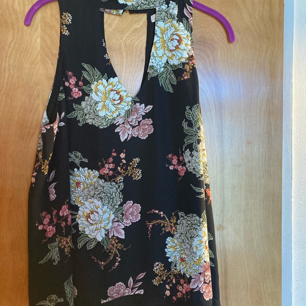 Blouse - Picture 2 of 4